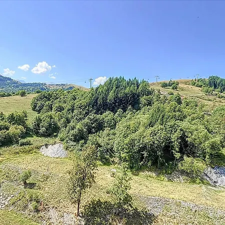 Renove, Skis Aux Pieds, Balcon Sud, Animaux Admis Le Corbier